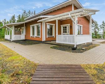 Holiday Home Aurinkoranta by Interhome - Kesälahti - Edificio