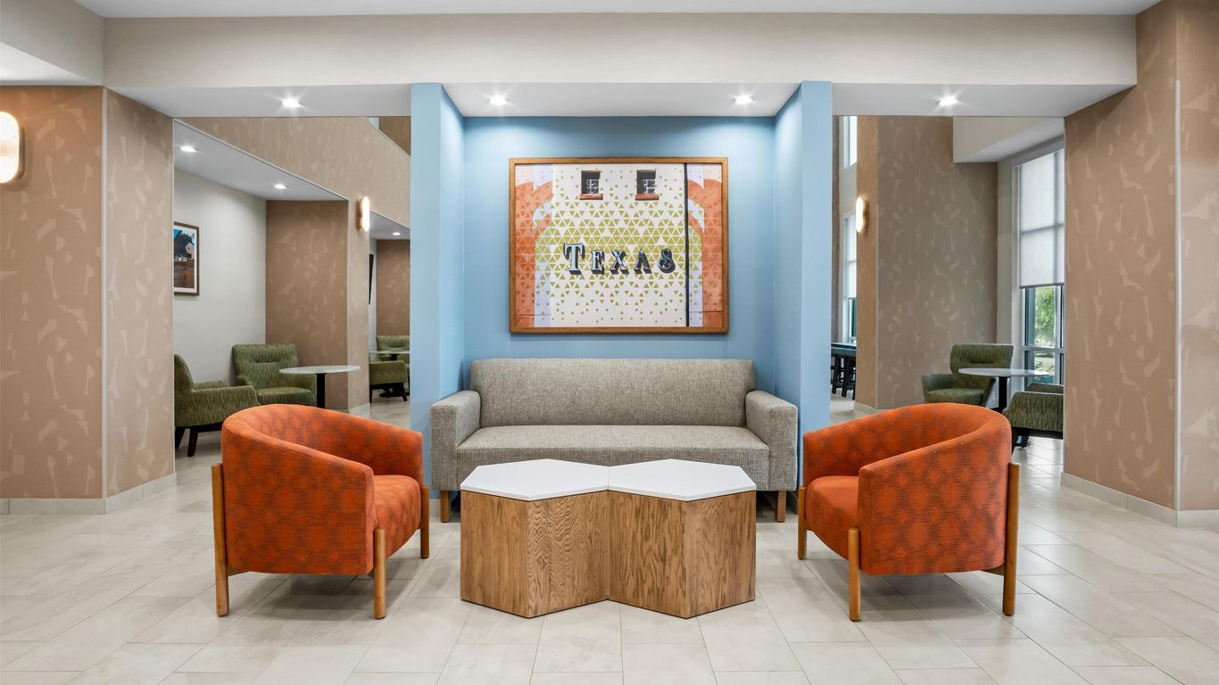 Hampton Inn & Suites Waxahachie