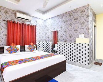 Fabhotel Saltlake Palace - Kolkata - Bedroom