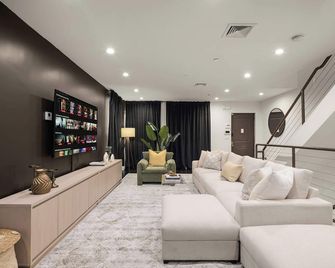 Stylish 3BR Designer Home in Harlem! - Nueva York