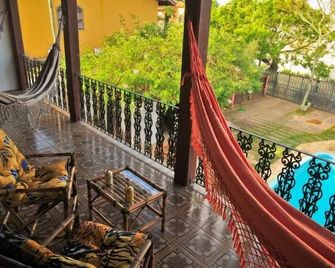 Geckos Hostel - Florianópolis - Balkon