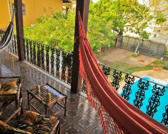 Geckos Hostel - Florianópolis - Balkon