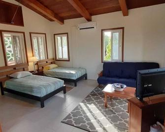 Belize Bay Estate - private estate on the Caribbean shore. - Punta Gorda - Bedroom