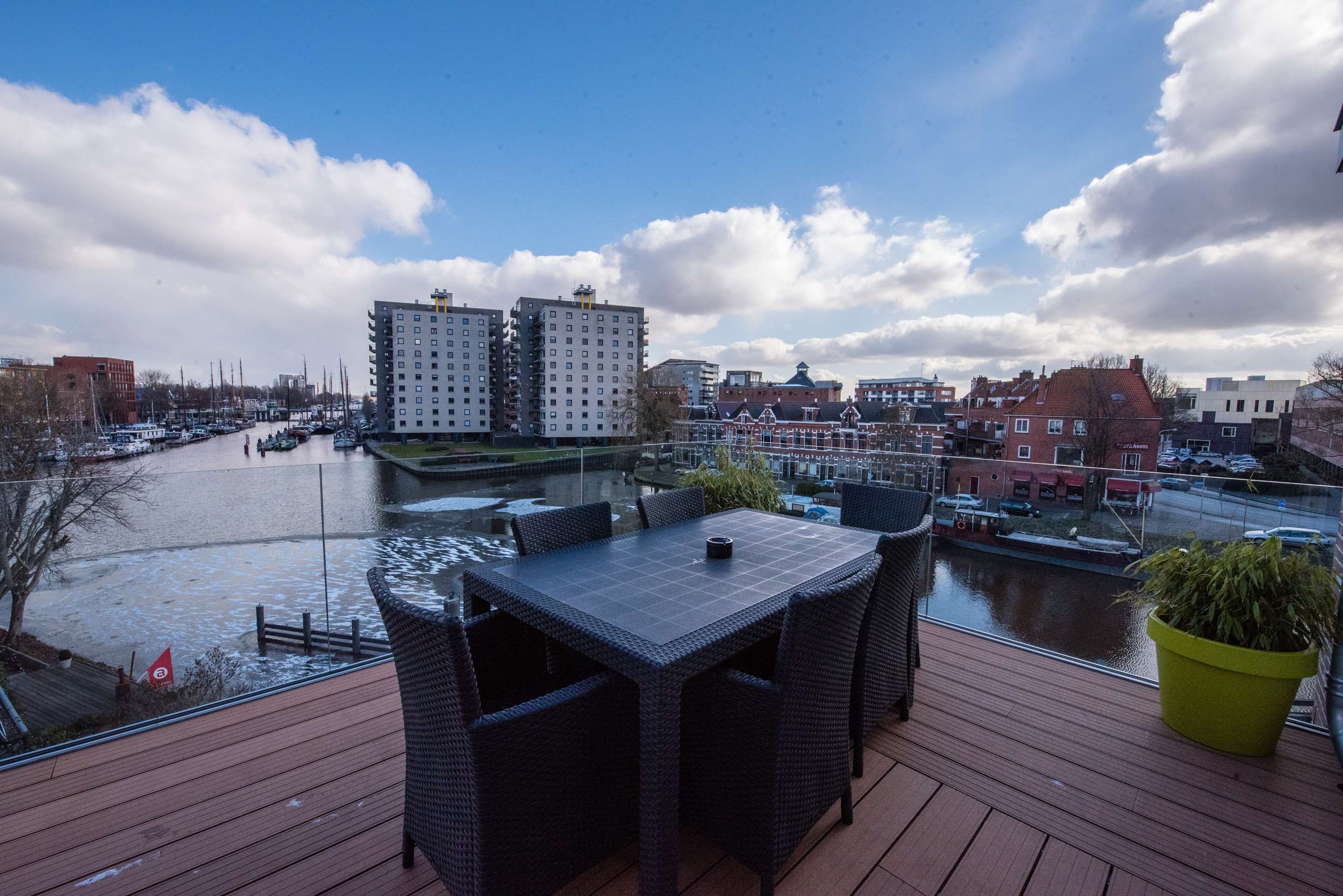 Flonk Hotel Groningen Centre, BW Signature Collection - חרונינגן - מרפסת