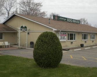 Auberge Eldo Inn - Blind River - Building