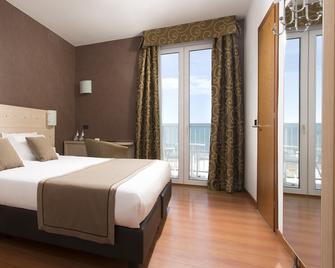 Hotel Victoria Frontemare - Jesolo - Schlafzimmer