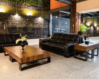 Hotel Ejm Premium - Irapuato - Lobby