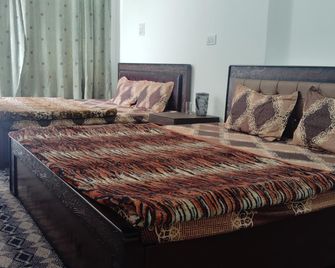 Hotel city way - Srinagar - Schlafzimmer