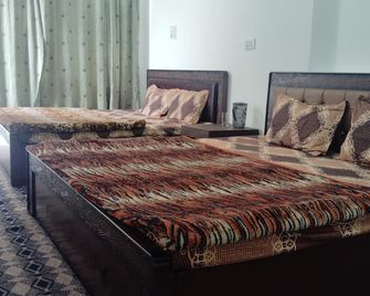 Hotel city way - Srinagar - Slaapkamer