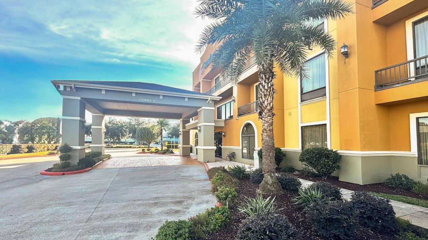 Comfort Suites Westchase Houston Energy Corridor