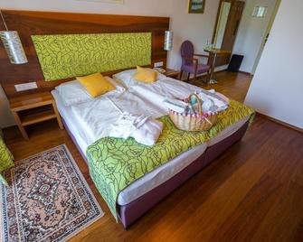 Wellnesshotel Paradiesquelle - Puchberg am Schneeberg - Habitación