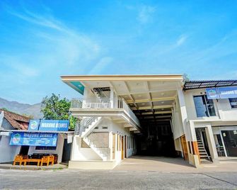 OYO 94834 Homestay Arjuna Near Taman Safari 2 Prigen - Prigen - Gebäude