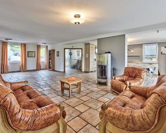 Haus Eifelsonne - Hellenthal - Living room
