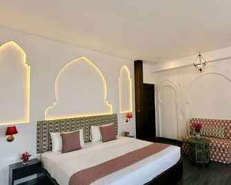Hotel Atulyaa Taj - Agra - Bedroom