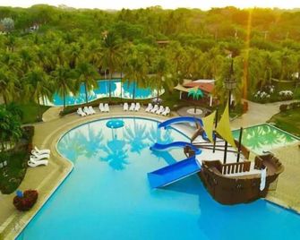 Mango Beach House - Los Cobanos - Piscina