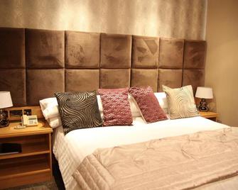 The Royal Hotel - Cookstown