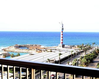 Hotel Méditerranée Beyrouth - Beirut - Balcony
