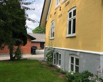 Allesø Gl. sognefoged gård - Odense - Edificio