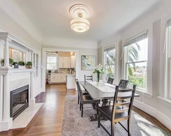 4br4ba Hidden Gem Wd Parking - Oakland - Dining room