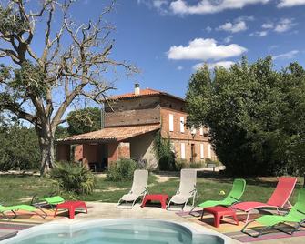 Pyrenees View House 12 people Pool - Mazères - Patio