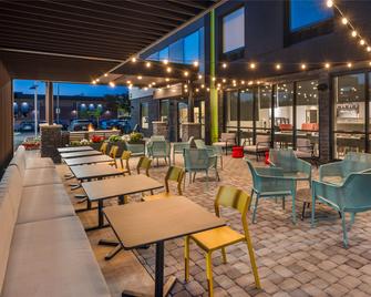 Home2 Suites by Hilton Reynoldsburg Columbus East - Reynoldsburg - Ресторан