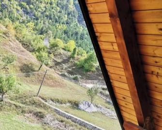 Bujtina Tinari Theth - Shkodër - Balcony