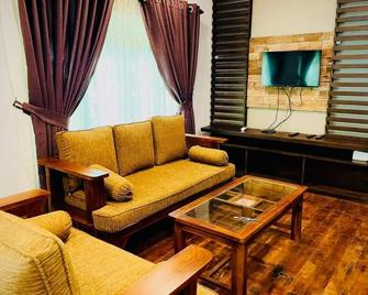 Abi Holiday Home - Jaffna Town - Jaffna - Wohnzimmer