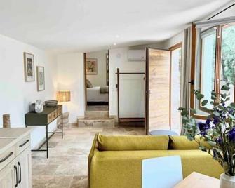 Maison La Hulotte - Lussan - Sala de estar