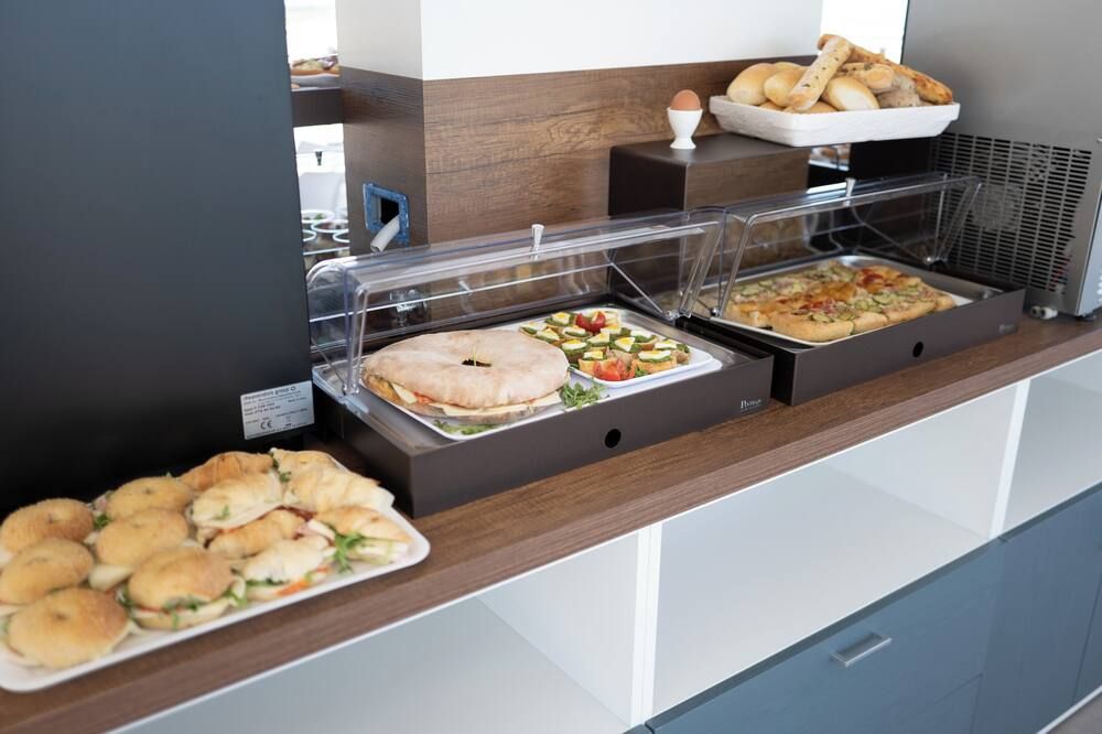 Middle Town Palace - Tropea - Buffet