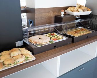 Middle Town Palace - Tropea - Buffet
