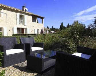 Le Mas des Figues Agrotourisme - Saint-Rémy-de-Provence - Patio