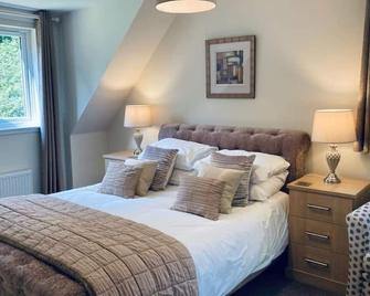 Willow Lodge at Carberry Tower Estate\n - Musselburgh - Bedroom