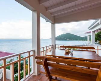 White Bay Villas In The British Virgin Islands - Jost Van Dyke - Balcón