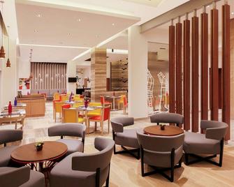 ibis Hyderabad Hitech City - Hyderabad - Lounge
