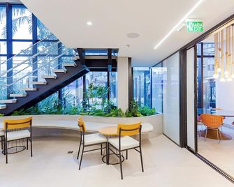 Helbor Stay Batel - Yogha - Curitiba - Lobby