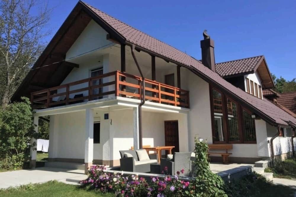 House Samardzic Plitvička Jezera, Jezerce 5. - פליטביצ'קה יזרה - בניין