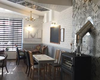 Cefn Mably - Penarth - Dining room