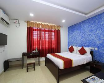 OYO 6787 Sri Sai Residency - Bidadi - Bedroom