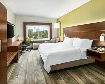 Holiday Inn Express Palatka Northwest, An IHG Hotel - Palatka - Bedroom