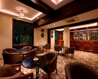 Sea Breeze Sarovar Portico Varca Goa - Varca - Bar