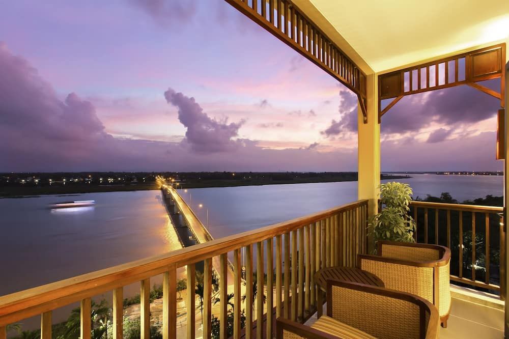 RiverTown Hoi An Resort & Spa - הוי אן - מרפסת