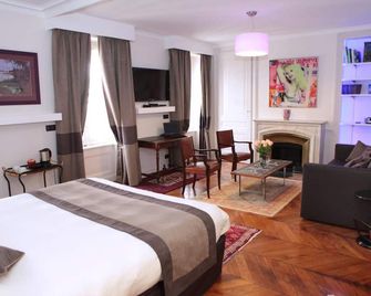 Hotel des Celestins - Lyon - Bedroom