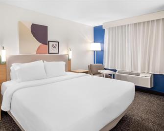 Spark by Hilton Kent Seattle - Kent - Спальня