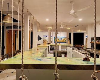 Skylodge B&B - Bali Jungle Retreat with Fine Dining & Eco Pool - Kubutambahan - Restaurante