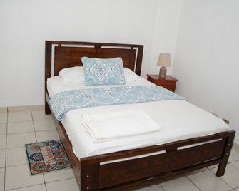 Hostal La Fonda De Charlie - San José - Habitación