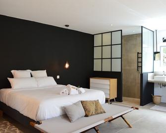 Les Petites Maisons - Sotta - Habitación