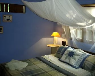 Mais Que Nada Itacare - Hostel, Bar & Breakfast - Itacare - Habitación