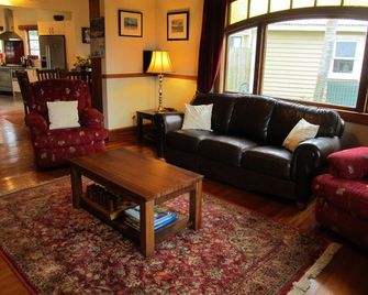 Nikau Lodge - Kaikoura - Huiskamer
