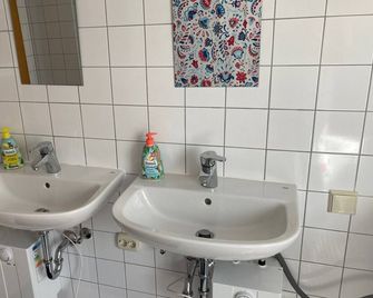Bauernhaus in der Bayrischen Rhön - Schönau an der Brend - Bathroom