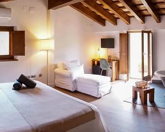 Hotel Mas Mariassa - Pratdip - Habitación